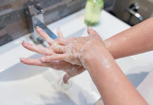 Koronawirus - mycie rąk